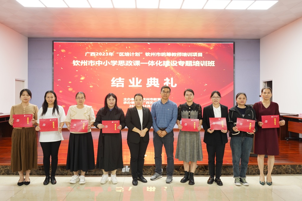 7d121a98158542cd8f1bfbb566656559.jpg 7d121a98158542cd8f1bfbb566656559.jpg